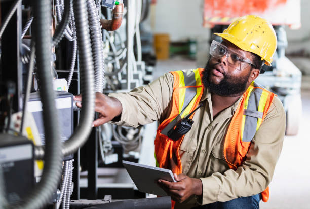Best Circuit Breaker Repair  in Calverton Park, MO